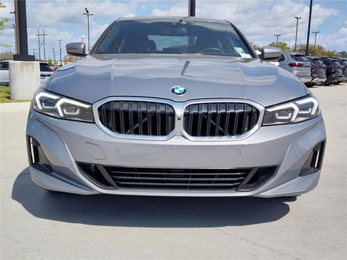 Certified 2023 BMW 330i Sedan w/ Premium Package image 9