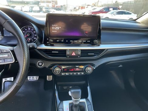 Used 2022 Kia Forte GT-Line image 13