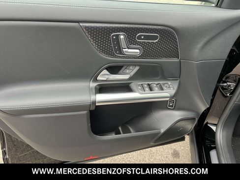 Used 2026 Mercedes-Benz GLA 250 4MATIC image 17