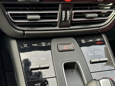 Used 2025 Porsche Macan S image 21