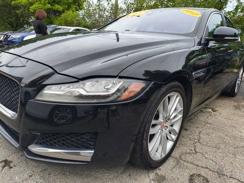 Used 2016 Jaguar XF Prestige image 24