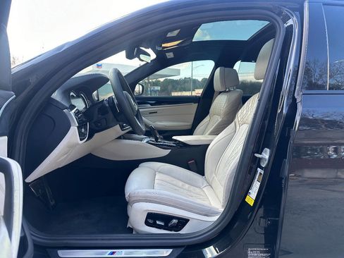 Used 2017 BMW 540i image 4