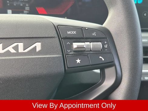 Used 2025 Kia K4 FWD image 15