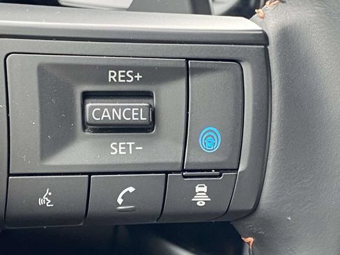 Used 2025 Nissan Pathfinder Rock Creek AWD/4WD image 29