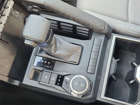 Used 2024 Toyota Tacoma 4x4 Double Cab image 15
