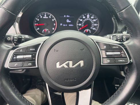 Certified 2022 Kia Seltos EX image 64