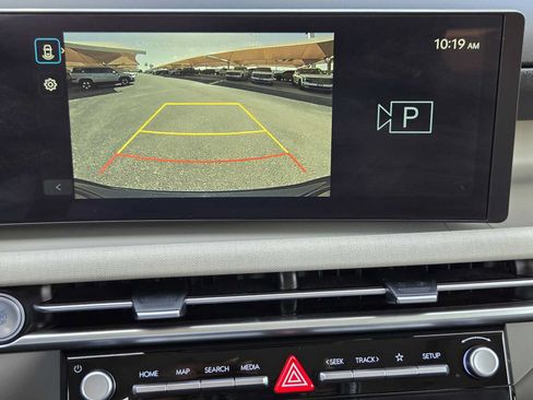Certified 2025 Hyundai Tucson SEL FWD image 18