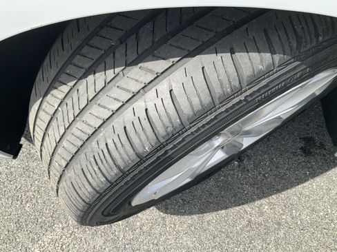 Used 2024 Chevrolet Malibu LT image 18