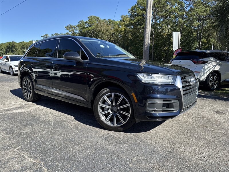 Used 2017 Audi Q7 3.0T Premium Plus AWD/4WD image 3