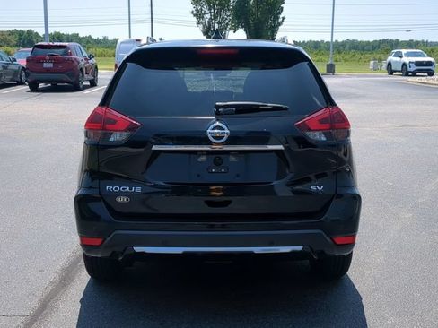 Used 2019 Nissan Rogue SV FWD image 4