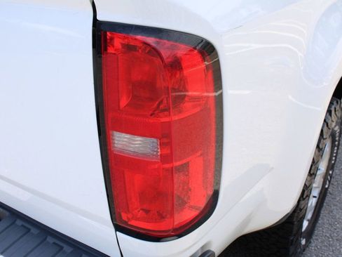 Used 2019 Chevrolet Colorado W/T w/ WT Convenience Package AWD/4WD image 11