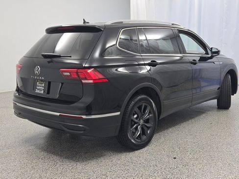 Used 2024 Volkswagen Tiguan SE image 13