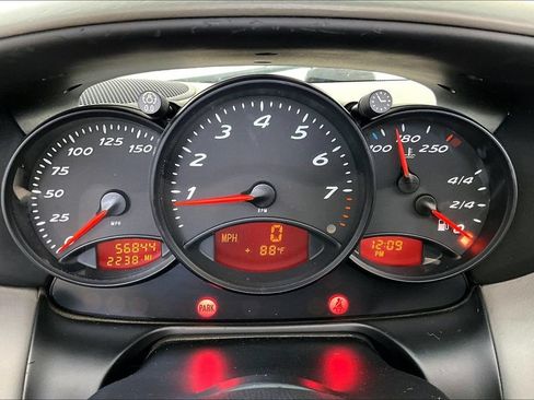 Used 2000 Porsche Boxster RWD image 25