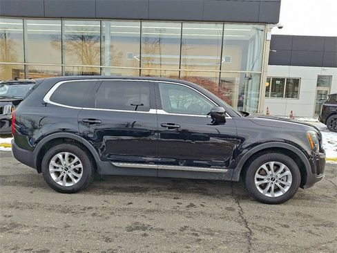 Certified 2021 Kia Telluride LX image 7