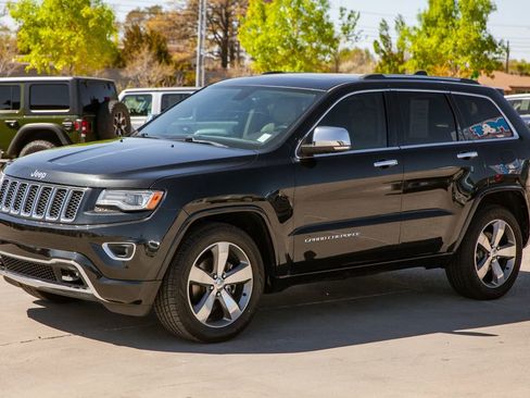 Used 2015 Jeep Grand Cherokee Overland image 9