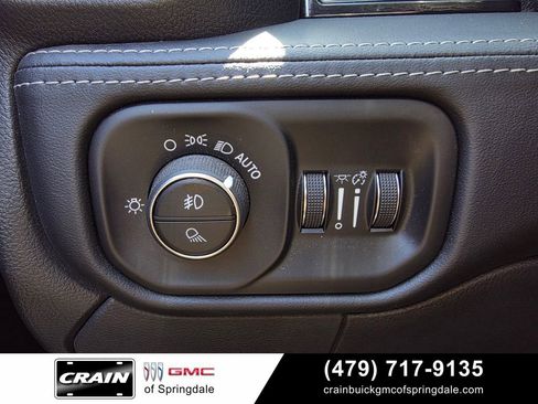 Used 2022 RAM 3500 Limited AWD/4WD image 12