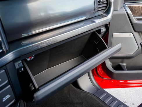 Used 2023 Ford F450 Lariat w/ FX4 Off-Road Package image 46