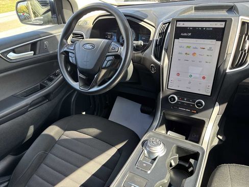 Used 2022 Ford Edge SE image 22
