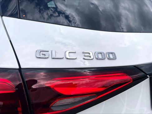 Used 2026 Mercedes-Benz GLC 300 4MATIC image 10