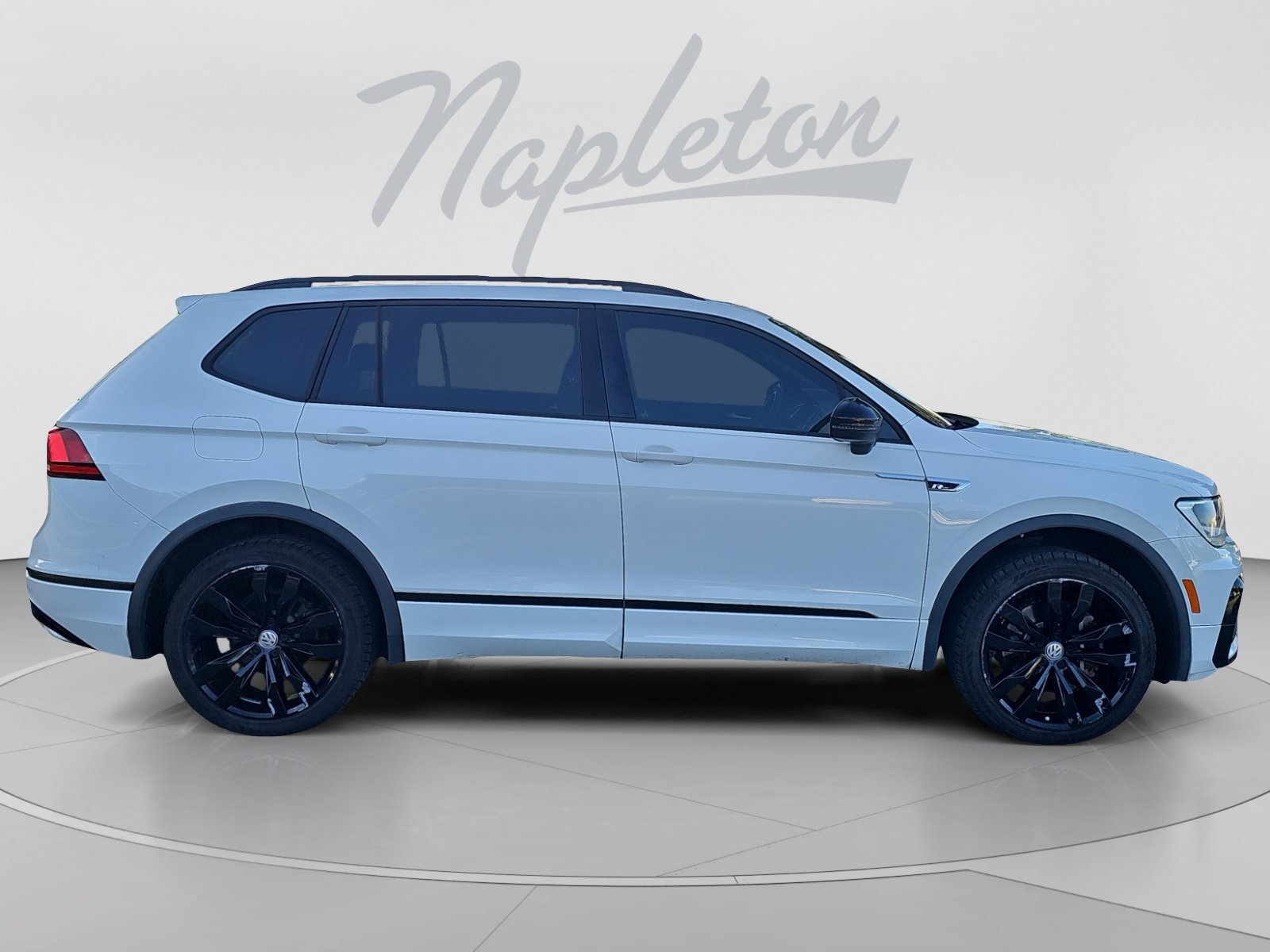 Used 2021 Volkswagen Tiguan SE R-Line AWD/4WD image 7