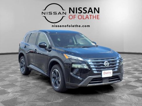 Used 2025 Nissan Rogue SV FWD image 29