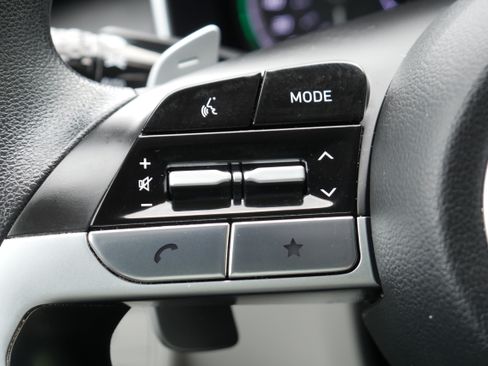Used 2024 Hyundai Tucson Blue AWD/4WD image 25