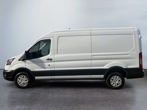 Used 2025 Ford Transit 250 148 Medium Roof w/ Exterior Upgrade Package RWD image 7
