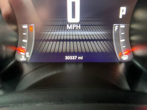 Used 2020 Dodge Challenger SXT w/ Blacktop Package RWD image 21