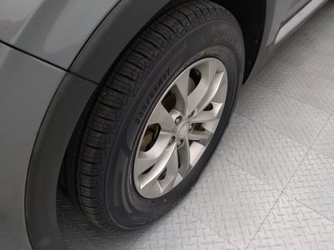 Used 2019 Hyundai Santa Fe SE FWD image 31