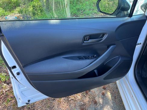 Used 2024 Toyota Corolla LE image 10