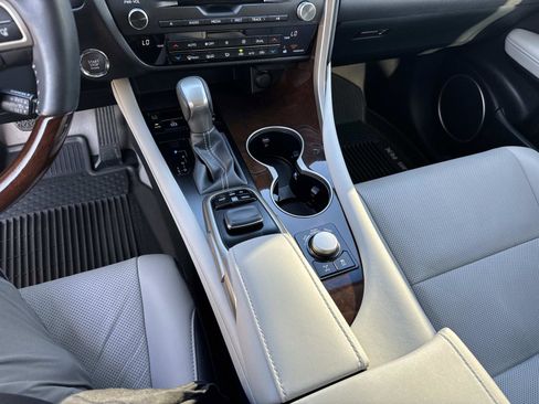 Used 2019 Lexus RX 350 AWD image 28