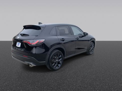 Used 2025 Honda HR-V Sport image 9