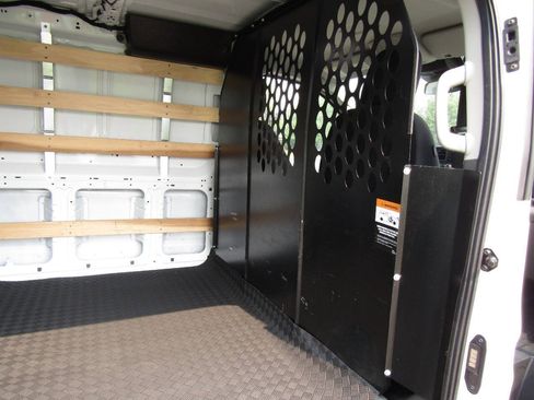 Used 2025 Ford Transit 250 Low Roof w/ Exterior Upgrade Package RWD image 22