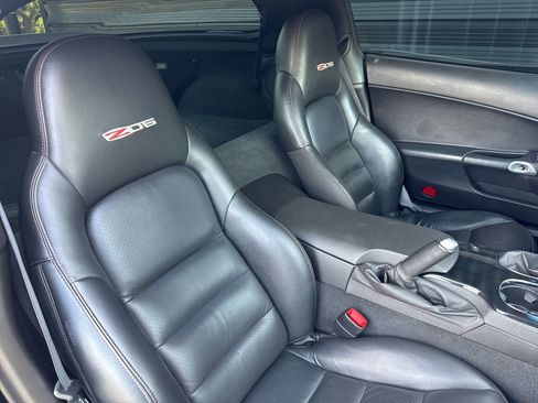 Used 2008 Chevrolet Corvette Z06 w/ Preferred Equipment Group RWD image 11