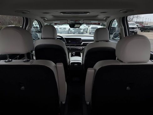 Used 2025 Kia Telluride S image 30