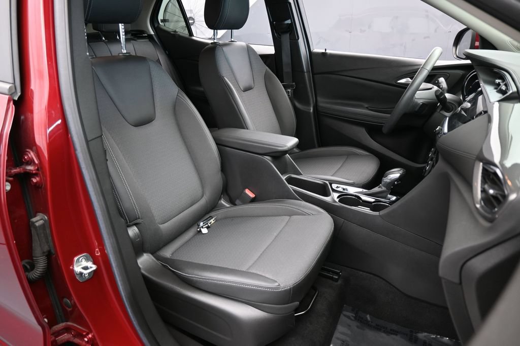 Used 2023 Buick Encore GX Select w/ Sport Touring Package FWD image 50