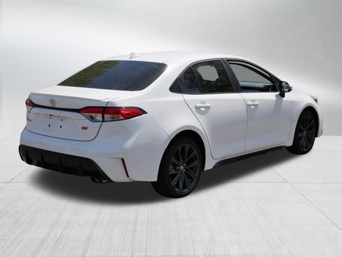 Used 2024 Toyota Corolla SE FWD image 7