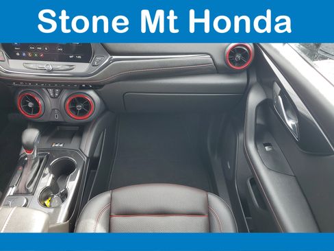 Used 2025 Chevrolet Blazer RS image 19