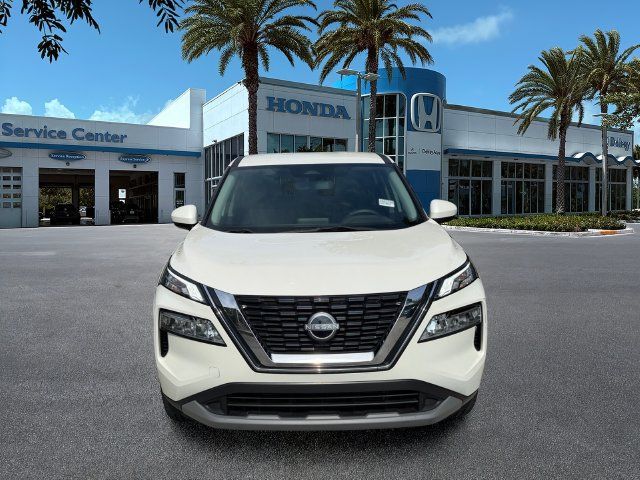 Used 2023 Nissan Rogue SV FWD image 3
