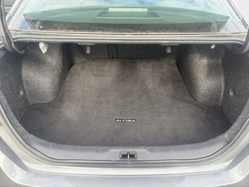 Used 2023 Nissan Altima 2.5 SV FWD image 22