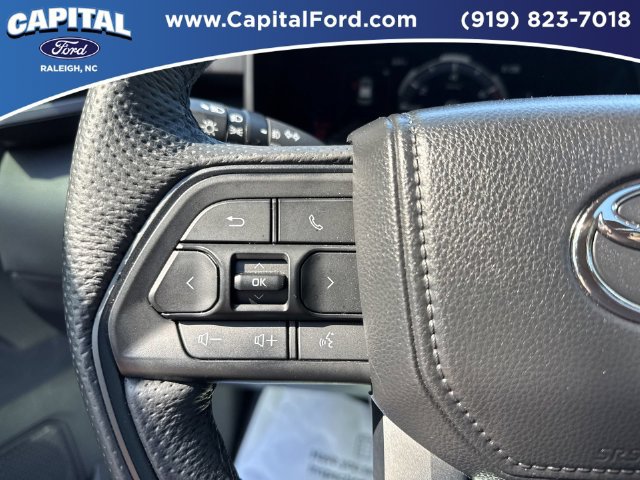 Used 2025 Toyota Sequoia TRD Pro AWD/4WD image 23