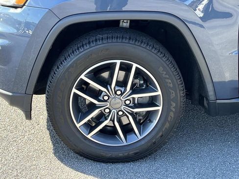 Used 2020 Jeep Grand Cherokee Limited w/ Trailer Tow Group IV image 11