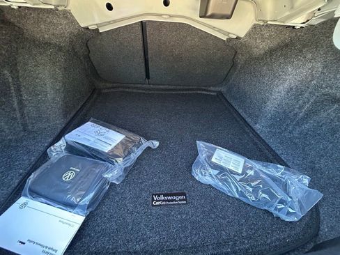 New 2026 Volkswagen Jetta SE image 32