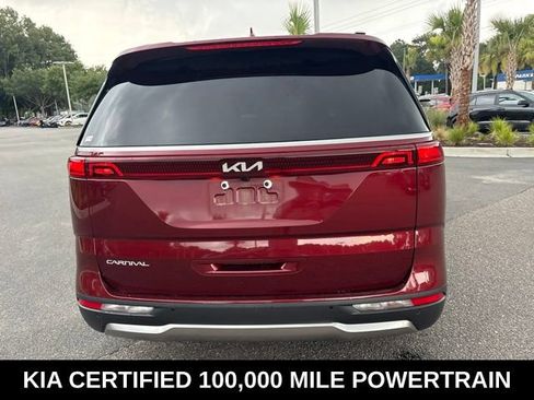 Certified 2023 Kia Carnival SX FWD image 6