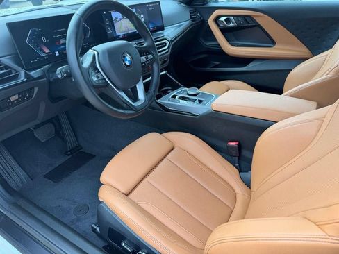 Used 2024 BMW 230i Coupe w/ Convenience Package RWD image 9
