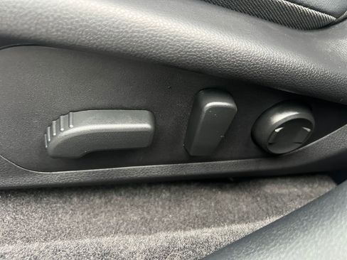 Certified 2025 Subaru Crosstrek 2.5i Limited image 14