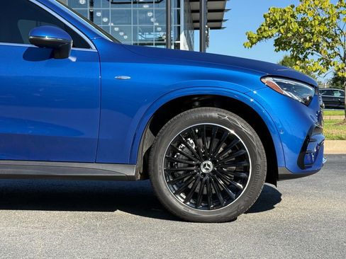 Certified 2025 Mercedes-Benz GLC 350e 4MATIC image 8