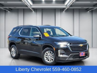 Used 2023 Chevrolet Traverse LT