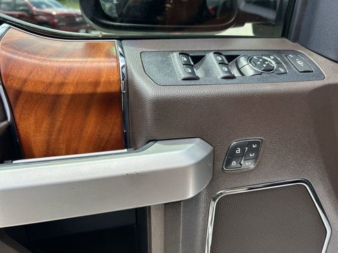 Used 2022 Ford F250 King Ranch w/ King Ranch Ultimate Package image 10