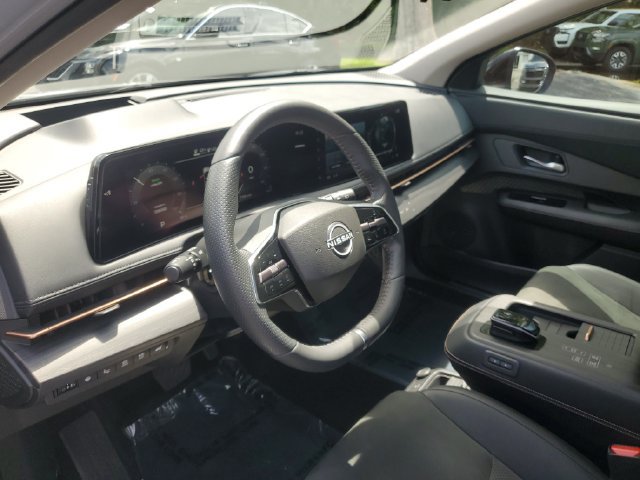Certified 2024 Nissan Ariya AWD image 13